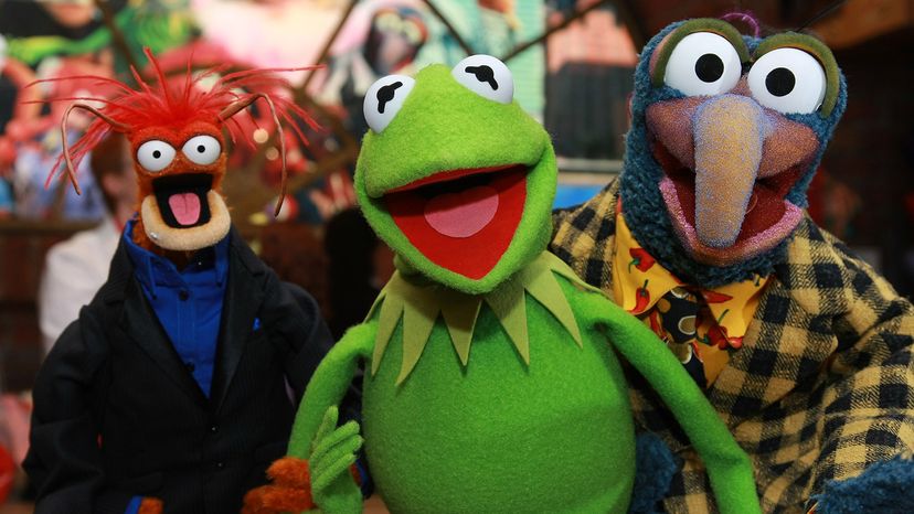 Pepe the King Prawn, Kermit the Frog and Gonzo the Great