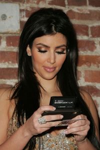 With universal messaging, stars like Kim Kardashian can receive and send their voice and e-mail messages all on one device.