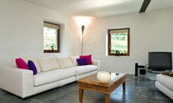 白色的房间”width=