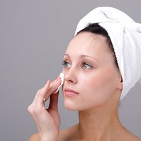 Getting Beautiful Skin Image Gallery Mild cleansers are a must for sensitive skin, but they can be beneficial to other types as well. See more pictures of ways to get beautiful skin.