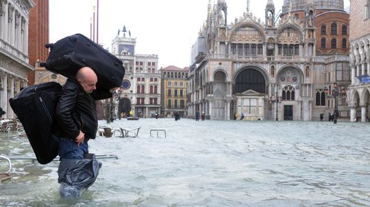 How the Venice Tide Barrier Project Works