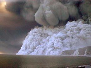 pyroclastic flow from Mount Oyama