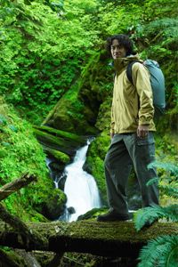 奥林匹克国家公园以其生态系统的多样性而闻名，为志愿者提供了大量的机会。＂width=