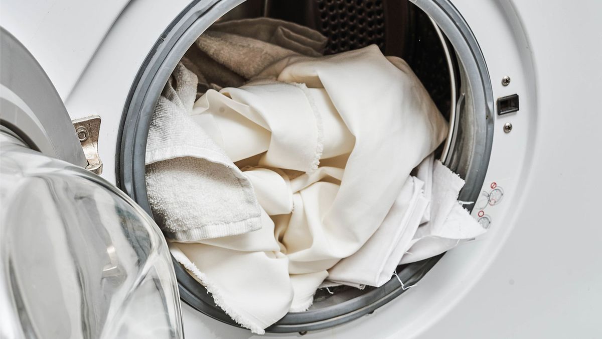 What Can You Do When Your Washing Machine Leaves Stains