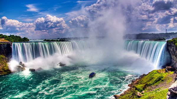 Niagara Falls