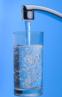 Can plain old tap water power your car? It's possible, but it may not be worth it.