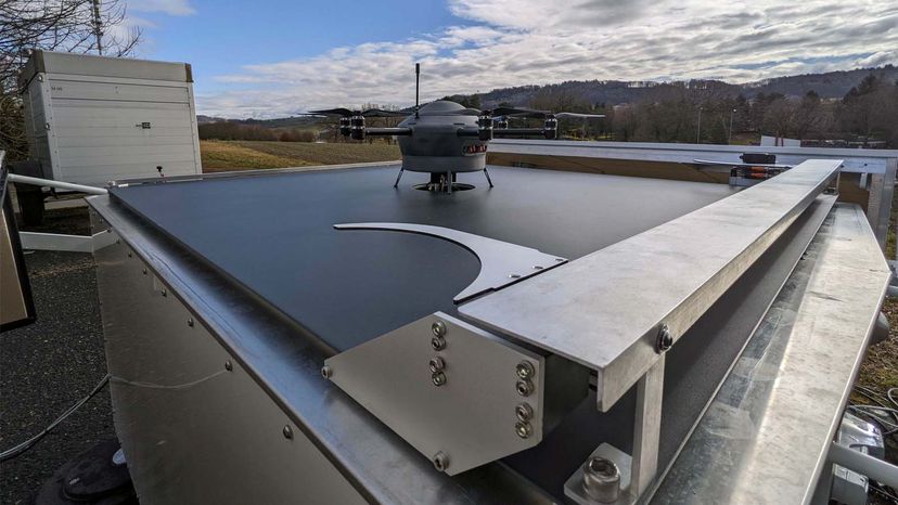 Meteodrone weather drone