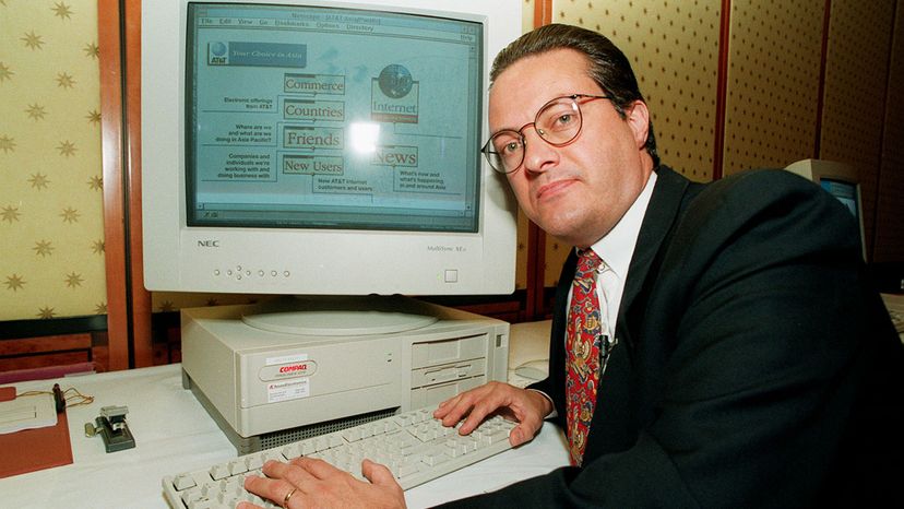 John Legere showing off a webpage in 1995.