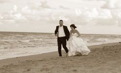 wedding day run on beach