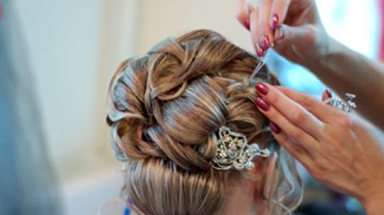Should you really splurge on a wedding hair trial? | HowStuffWorks