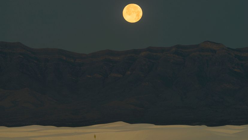 White Sands National Monument Moonlight walk
