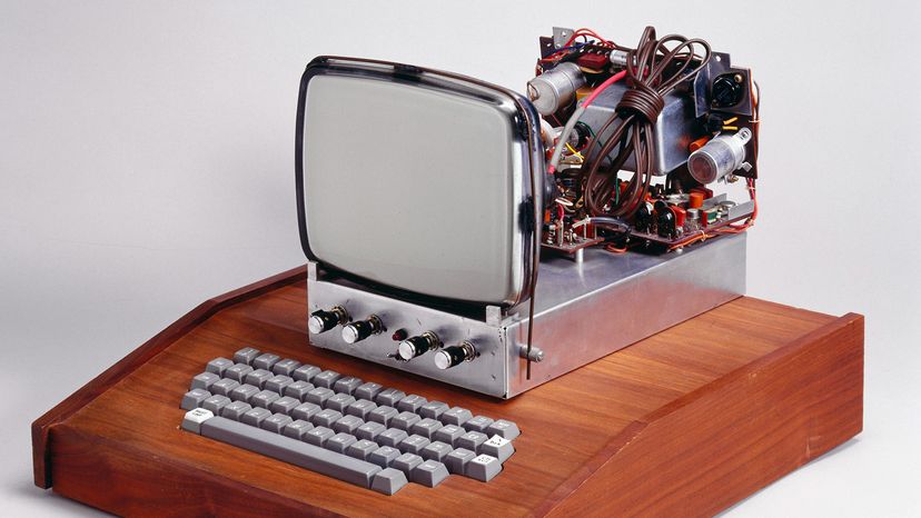 first apple computer in the world