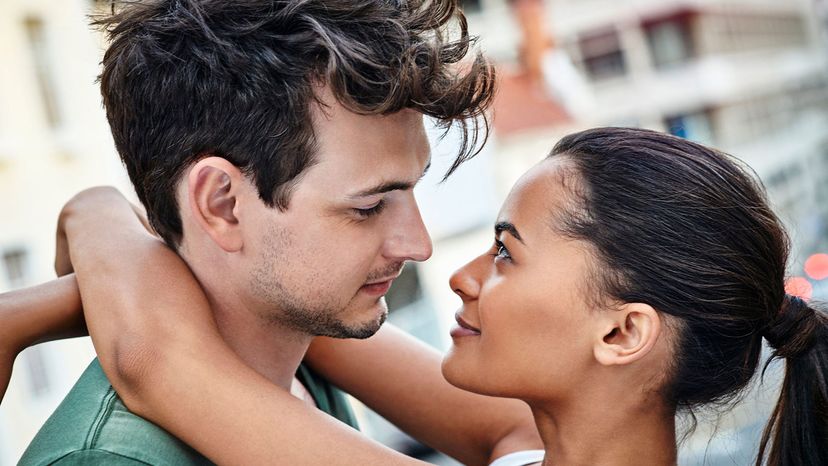 How Men Fall In Love: Psychology of the Male Brain in Love