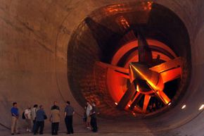 wing - Which type of fan is better for wind tunnel testing