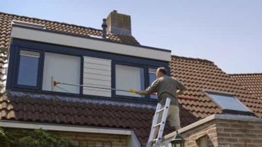 How to Keep Your Windows Spotless when the HOA Won't