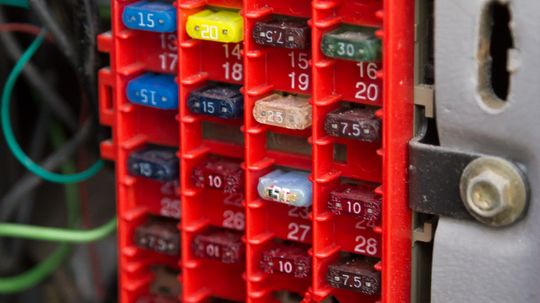 How Wires, Fuses, and Connectors Work