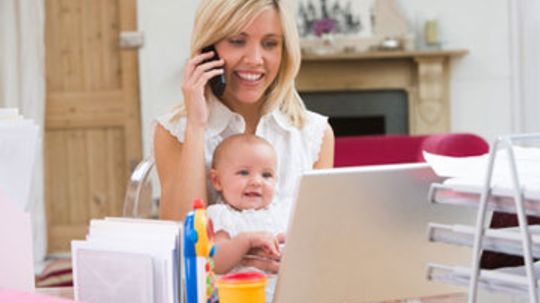 How to Figure Out if You Can Afford Not to Go Back to Work after Maternity Leave