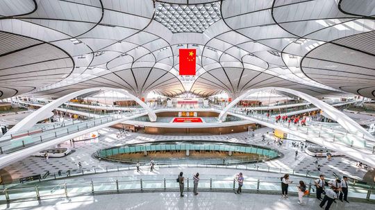 What Are the 10 Biggest Airports in the World?