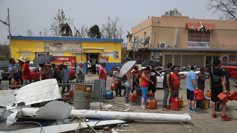 people waiting for gas after Hurricane Maria, Puerto Rico