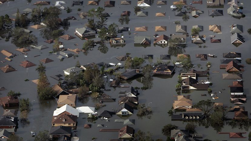 hurricane katrina damage people