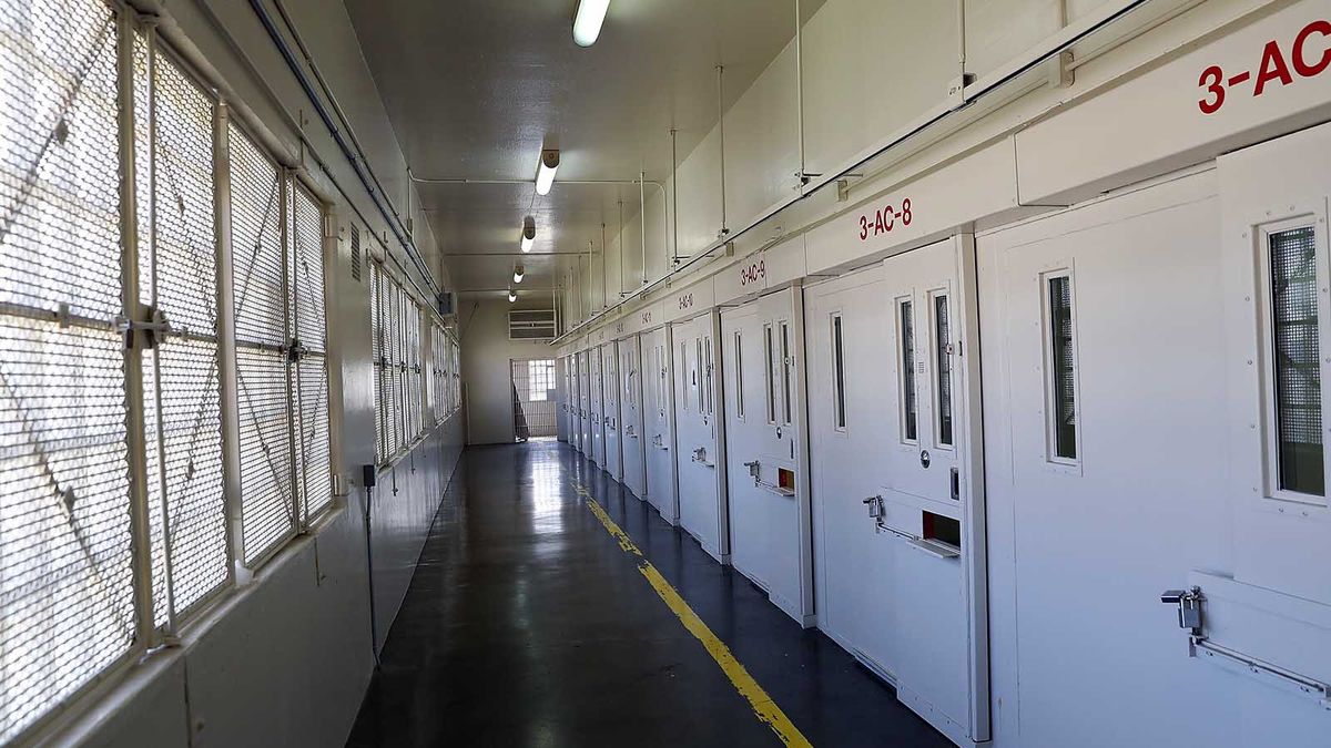 american prison cell