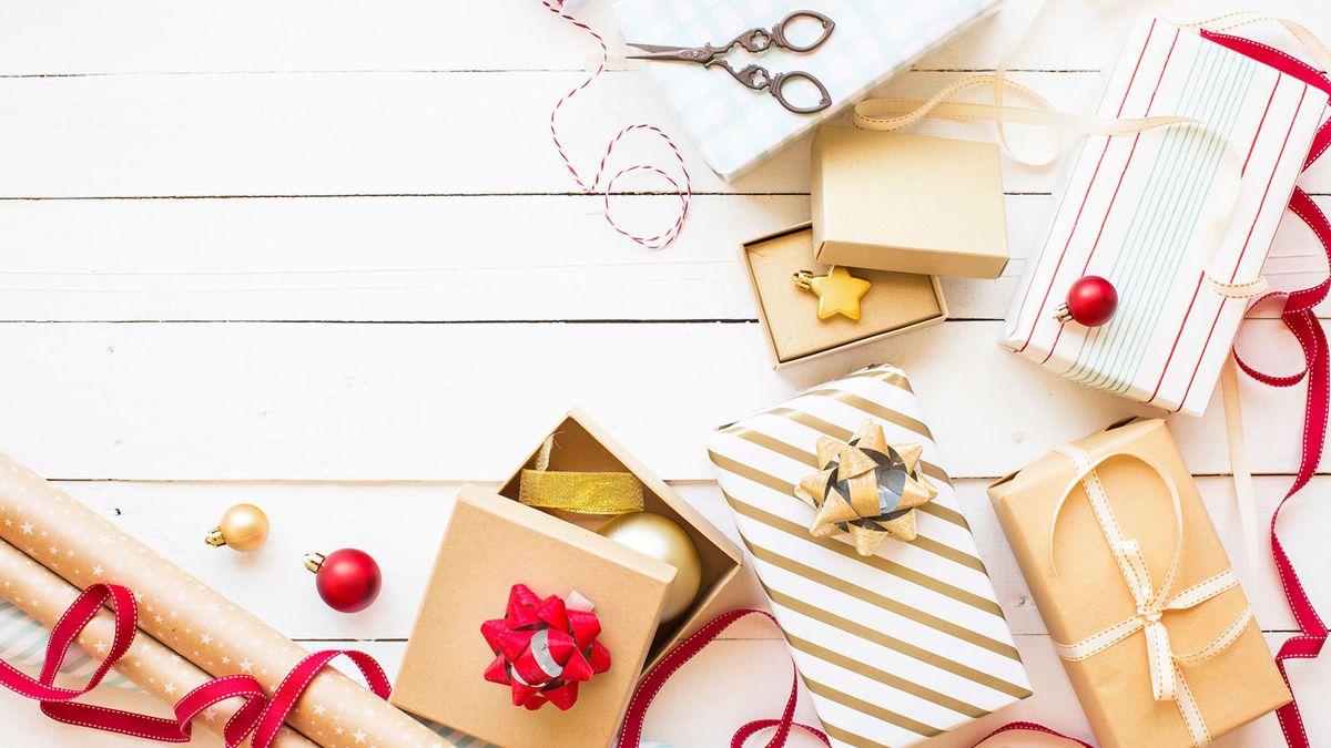 Organizing a Christmas Gift Wrap Center for an Organized Season