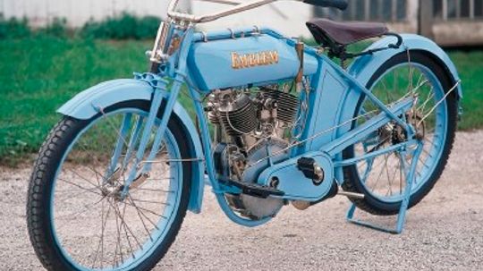 1915 Emblem Twin