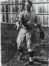 1921年，伯利·格莱姆斯(Burleigh Grimes)在全国联盟的cg和k比赛中领先，并在胜率上并列第一。＂border=