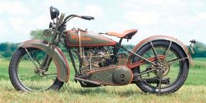 With the 1925 JD motorcycle, Harley-Davidson unveiled a huskier, more muscled look.