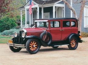 The 1930 Pontiac 6-30-8 fit perfectly into theGeneral Motors lineup.