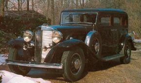 1933 Marmon Sixteen