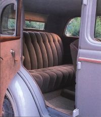 1934 Ford Deluxe Fordor