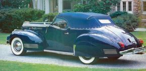 The 1942 Packard Darrin was virtually identical to the 1941 Convertible Victoria shown here.