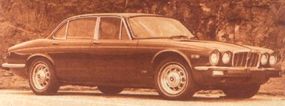 1978年，捷豹推出了V-12 XJ12。＂width=