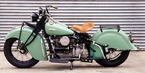 The already-heavy 1940 Indian 440 gained 36 pounds over its predecessor, making a smoother ride even smoother.
