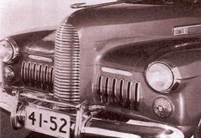 Like the notchback, the fastback LaSalle concept car was done up in upper-level Series 52 trim, as indicated by the front license plate.