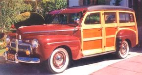 1942 Ford Super DeLuxe wagon