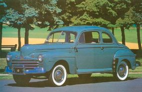 1946 Ford Super DeLuxe coupe sedan