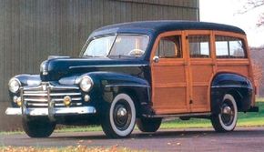 1947-1948 Ford Super DeLuxe station wagon