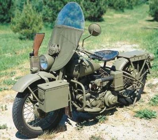 1942年哈雷WLA和XA”class=