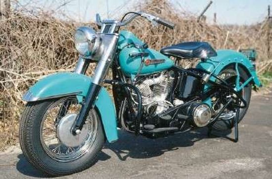 1949年哈雷FL Hydra-Glide”class=