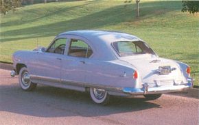 Scholars argue that the 1951-1953 Kaiser Traveler was a major force in the popularization of the all-steel station wagon of the 1950s and 1960s.