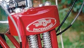 Pacemakers featured a rudimentary telescopic front fork.