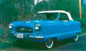 Skirted fenders, seen on this 1954 model, gave the Metropolitan a wide turning radius.