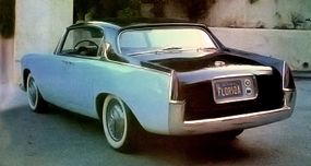 Pinin Farina built three Lancia Florida hardtop sedans as a follow-up to the initial hardtop coupe. Two had right-hand drive (but not this one).