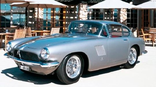 1956年毕加索牌汽车z - 102买轿车”width=