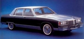 1980 Pontiac Bonneville Brougham sedan