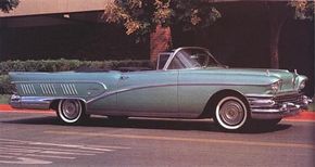 The 1958 Limited had a longer body but shorter wheelbase than the 1958 Cadillac.