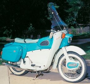 Despite its rather odd looks, the Ariel Leader washighly functional and offered manyuseful features and options.See more motorcycle pictures.