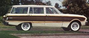 The XL generation of Ford Falcons included the debut of a Squire station wagon with pseudo-wood trim.